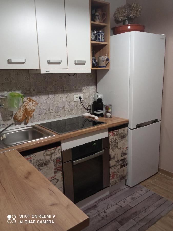 Sunce Apartment Кострена Екстериор снимка